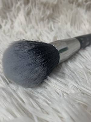 Brocha grande de frente