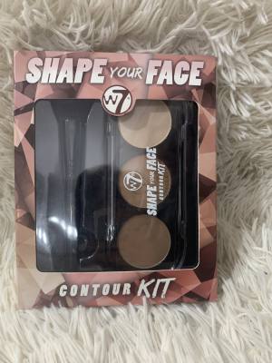 Kit contorno maquillaje